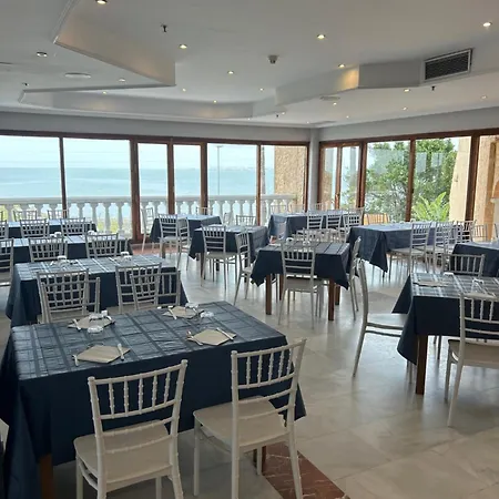 Bahia Sur Hotel 4*