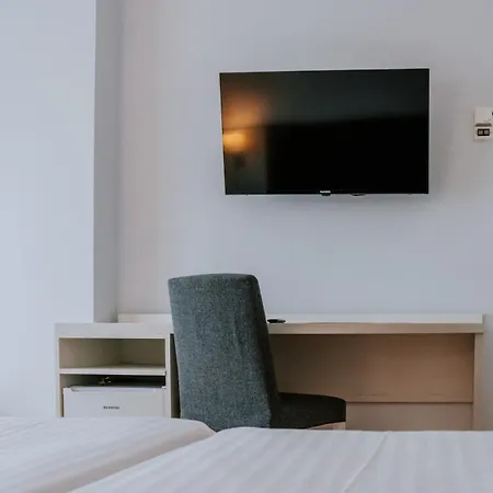 Hotel Bahia Sur 4*
